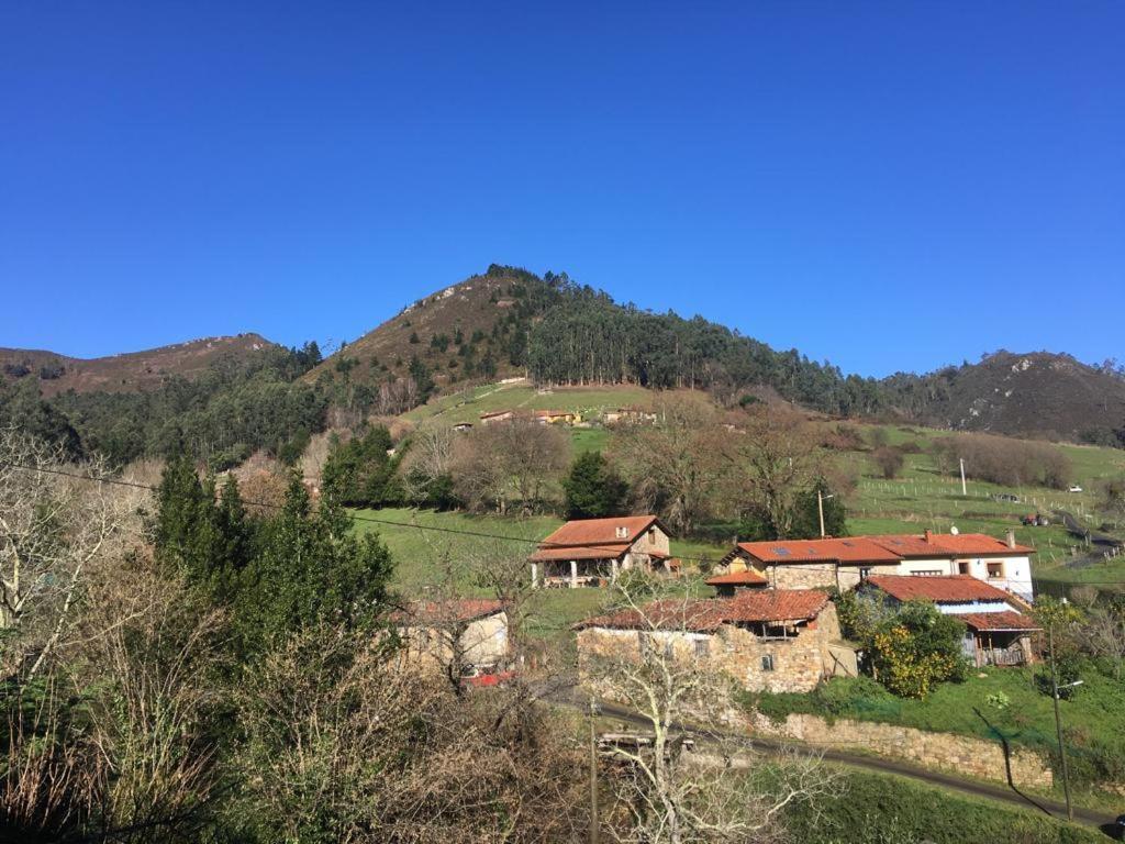La Vierta Casa Rural Agroturismo Ribadesella Luaran gambar